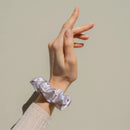 invisibobble Urban Safari Sprunchie Hand